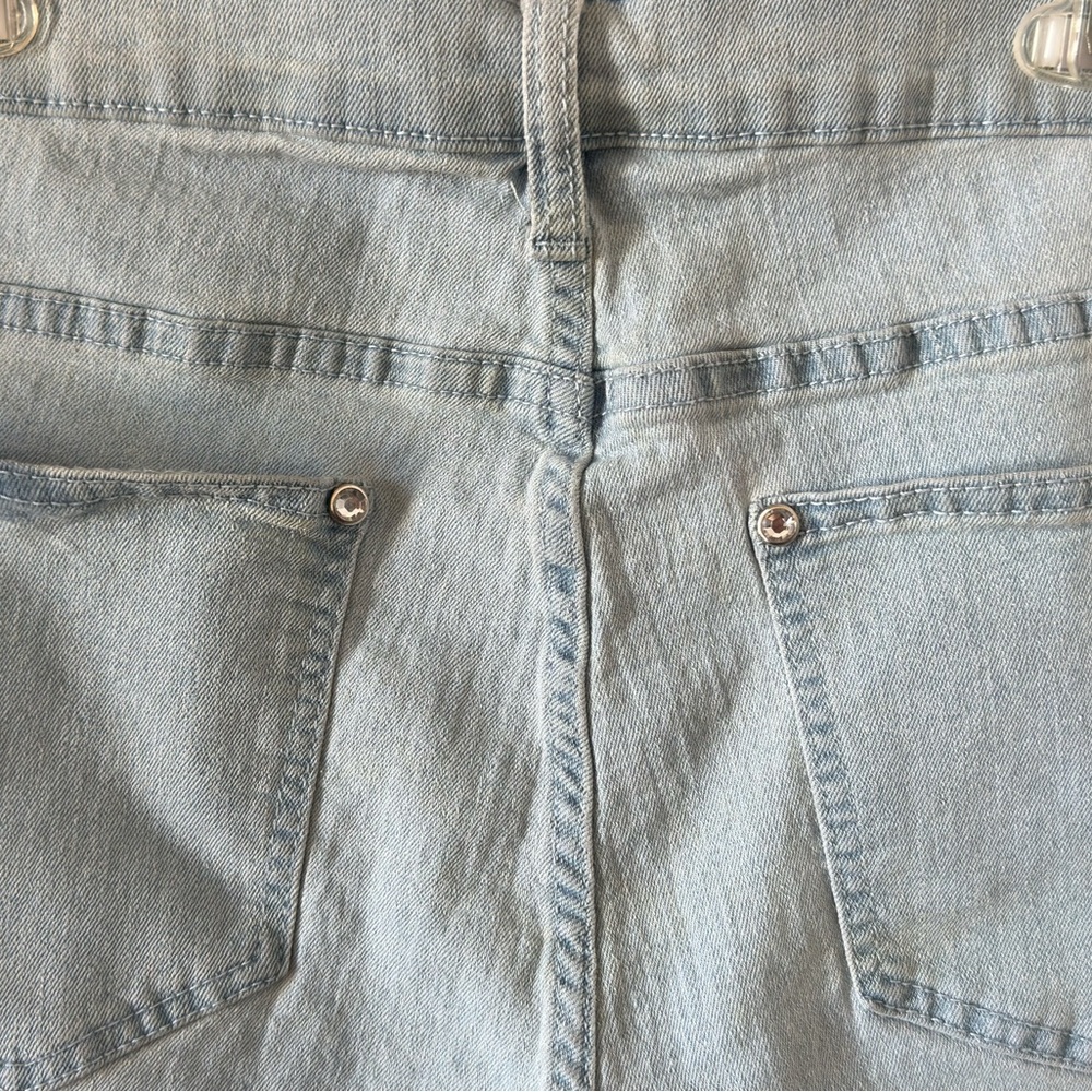 VENUS Light Wash Straight Leg Jeans with Pink & Purple Floral Accents - Picture 5 of 10